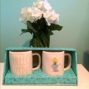 Rae Dunn “HELLO SPRING” coffee/tea mug set